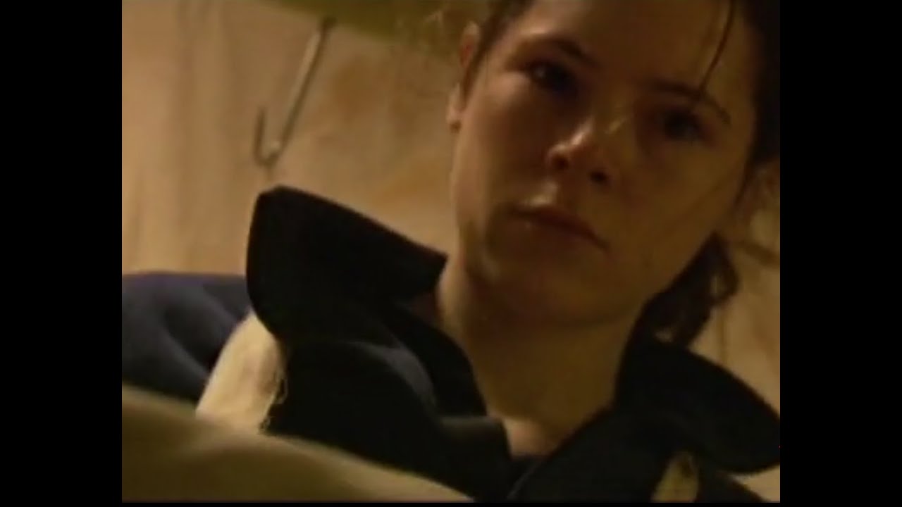 Horror short 'The Marsh' starring Elaine Cassidy, optional subtitles