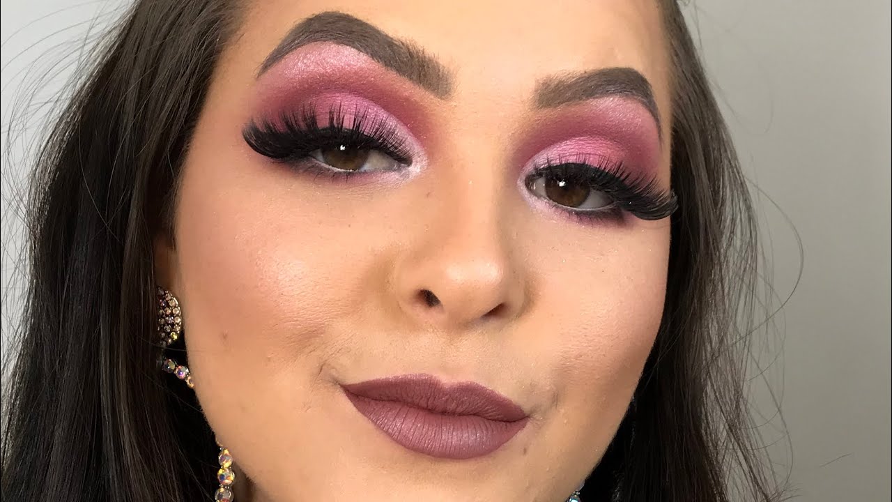 MAQUIAGEM CUT CREASE OUTUBRO ROSA