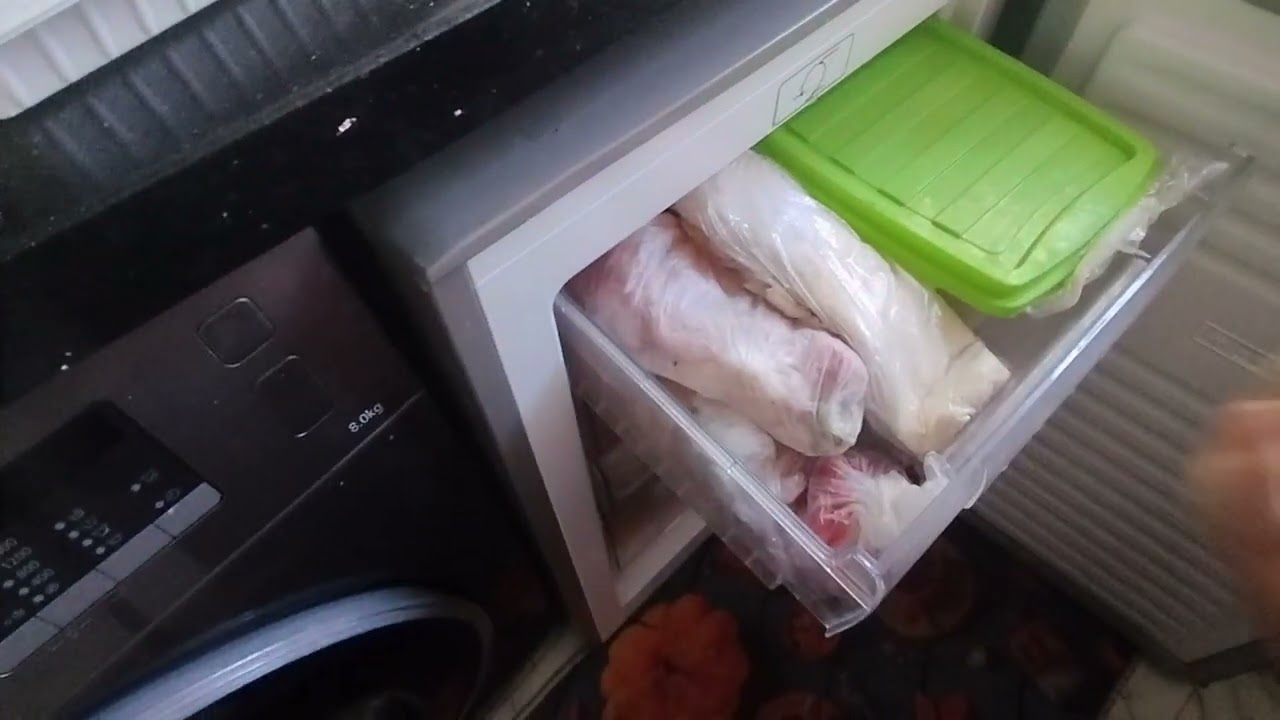 كيك بدون دقيق بالشكلاط.😋😋🤔🤔روتين خفيف جدا بغيت نتكلم ليكم على كونجيلاتور تاع المجورة 