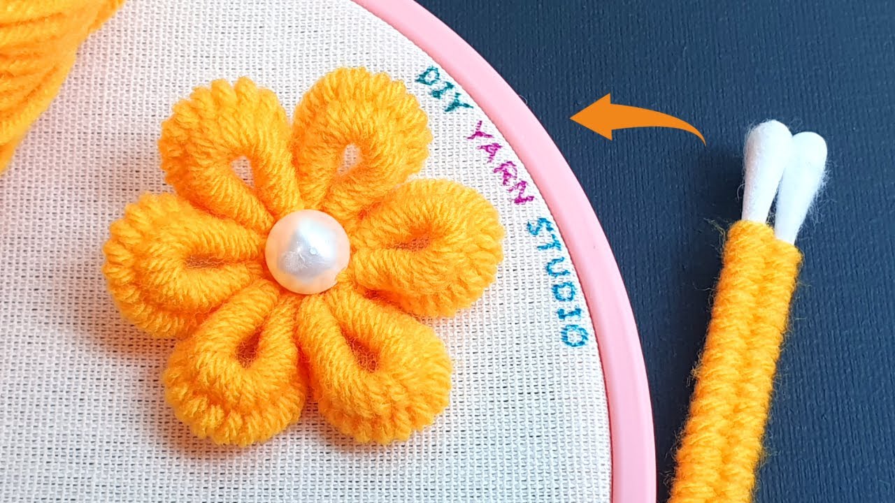 DIY Woolen Craft Ideas with Cotton Bud - Flower Embroidery - DIY Yarn Studio