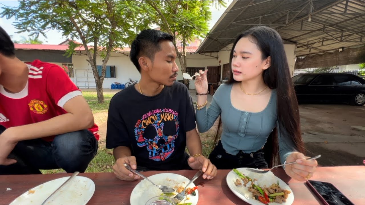 ก่อนกับปากเช เเฟนเราใส่ใจเรามาก ทำอาหารให้กินด้วย รักน่ะครับ