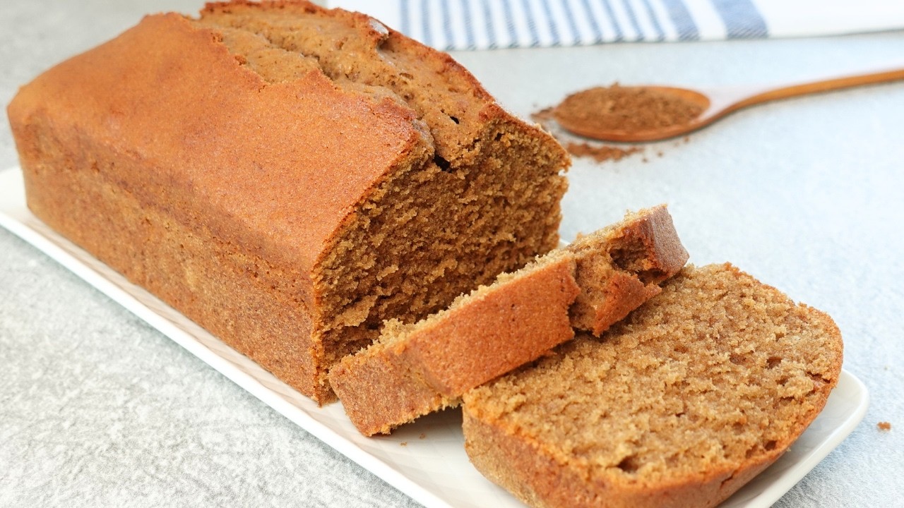 Best Homemade Coffee Cake Recipe | Moist and Fluffy Coffee Cake