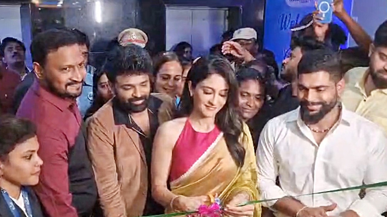 ‘Colors 2.0’ launched In Srikakulam by Heroine Regina | Regina Cassandra Latest Video |Daily Culture