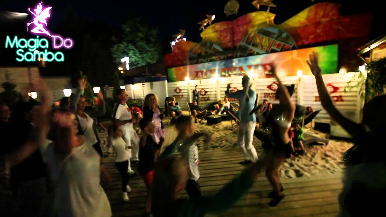 Samba brazylijska, tancerki i tancerze samby - pokazy taneczne Magia do Samba (Bar Max)