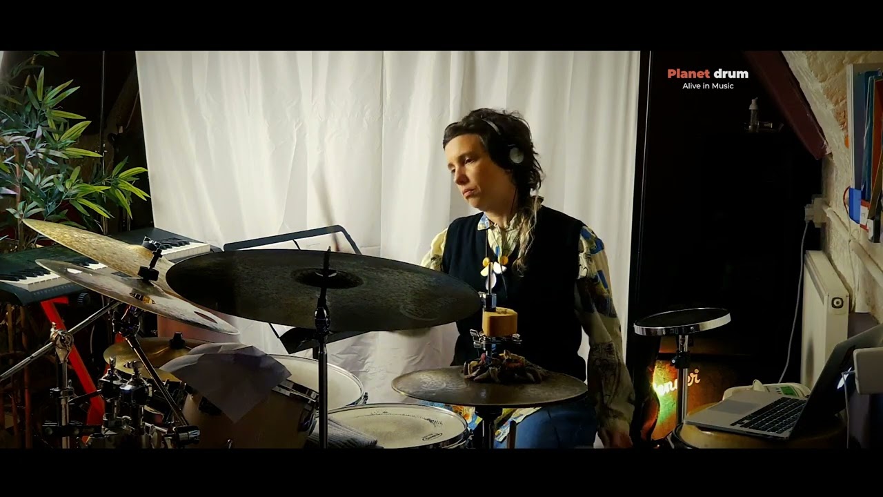 Naná Rizinni's Masterclass at Planet Drum - London