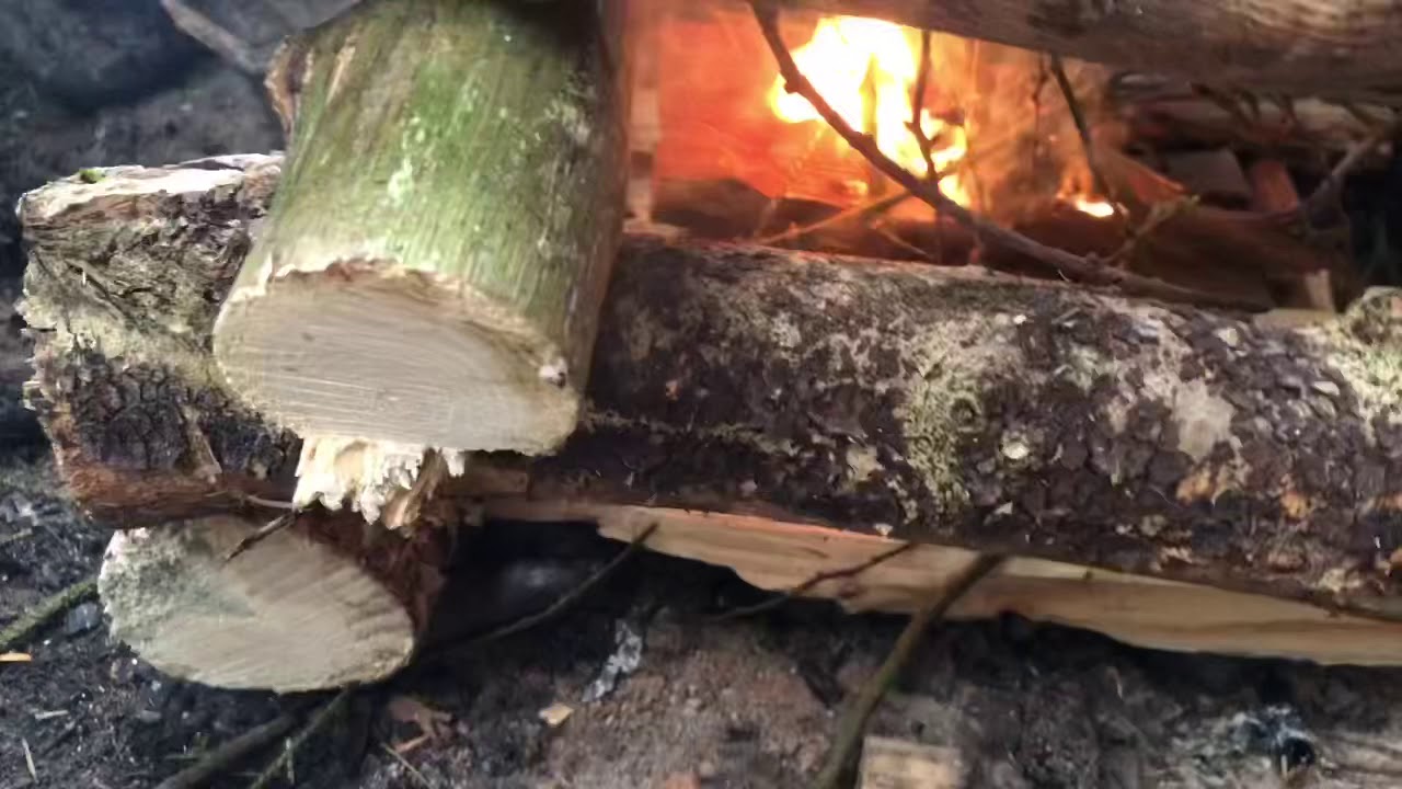 Log cabin fire lay-fierce heat
