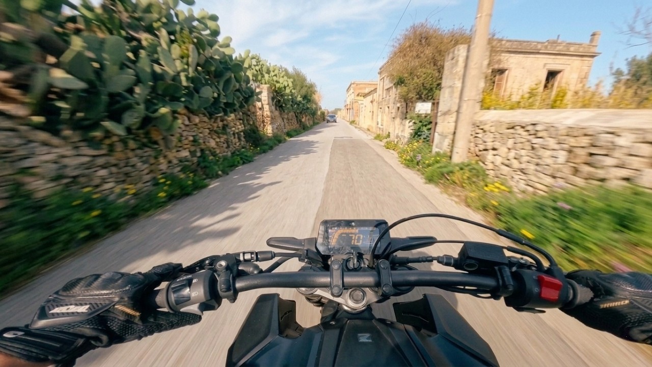 [4K] Honda CB125R | Pushing The Limits