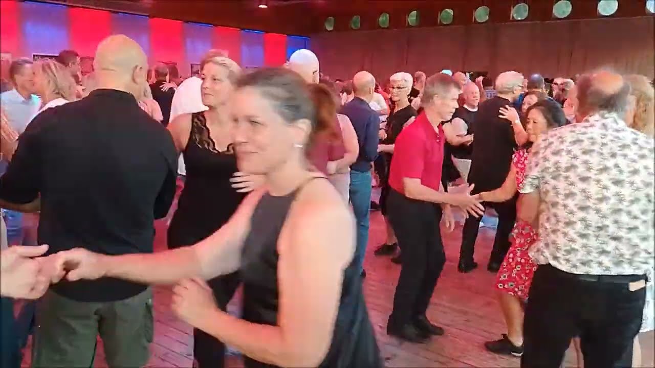Jannez - Med två sköna Bugg låt nr 2, I cant go I cant stay, på Galejan 5 aug 2023