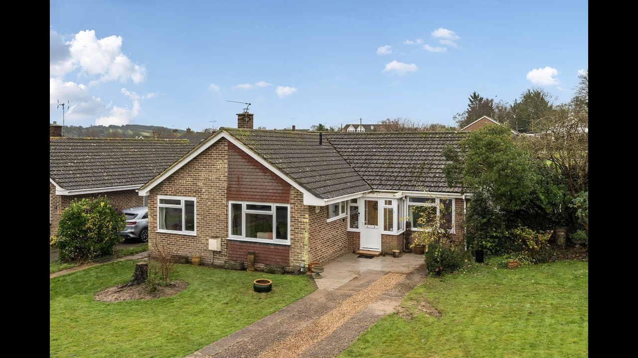 SOLD - Ethelburga Drive, Lyminge, CT18 8JJ