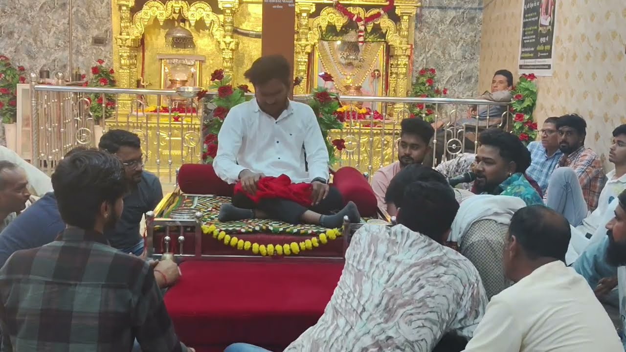 😱 વાડા મા ક્યાં માતાજી ફરે છે જોરદાર મેટર ચોપડો ખોલ્યો જોગણી માંએ જોરદાર ધુણ નવિનસિંહ ભુવાજીની #new 