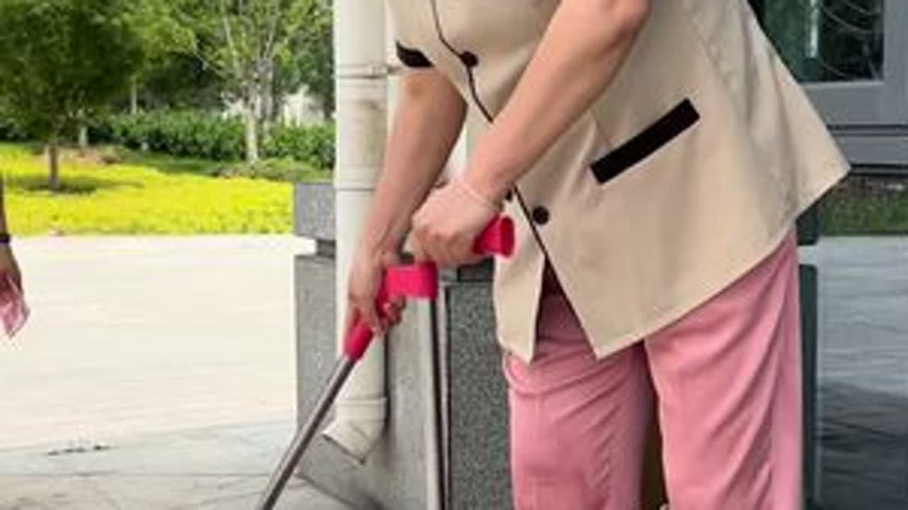 作为管理要去爱护员工，而不是仗着管理的权利去压榨员工#正能量