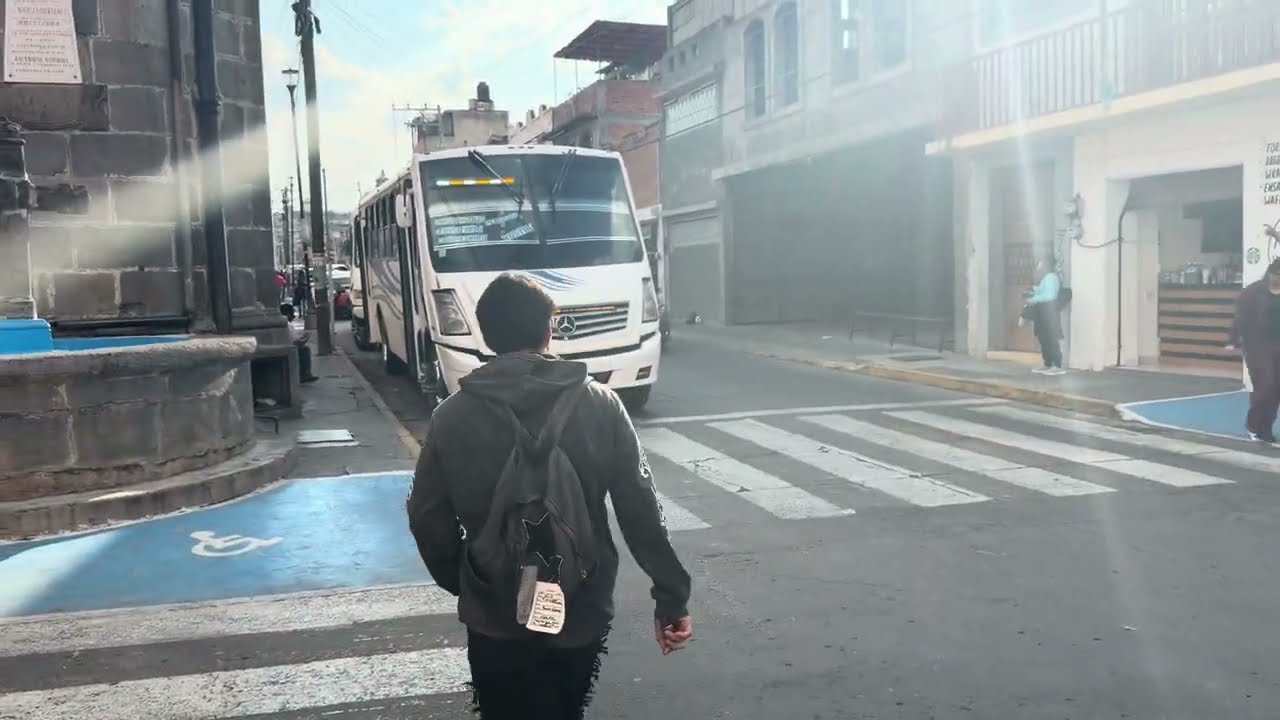 La Pila De La Cruz y Calle Hidalgo con Sus Arcos Tradicionales Q identicica a  La Ciudad D Acámbaro 