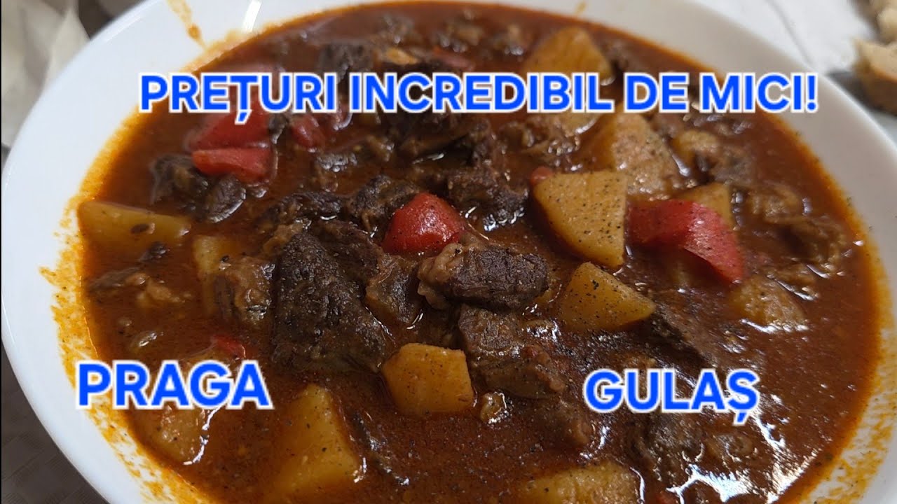 Am mancat cu localnicii la masă.Ciorbă de fasole si cel mai bun Gulaș din viața mea.4 ron o bere