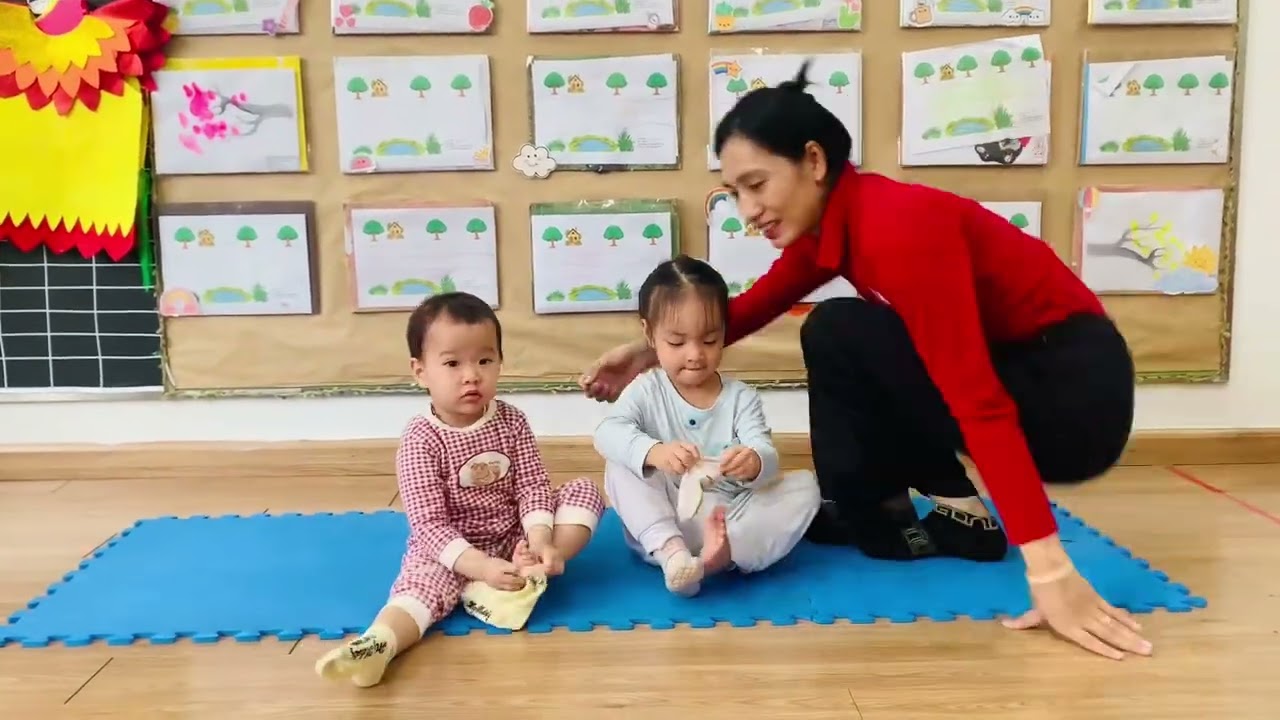 Video kỹ năng tháng 2: Kỹ năng tập xỏ tất