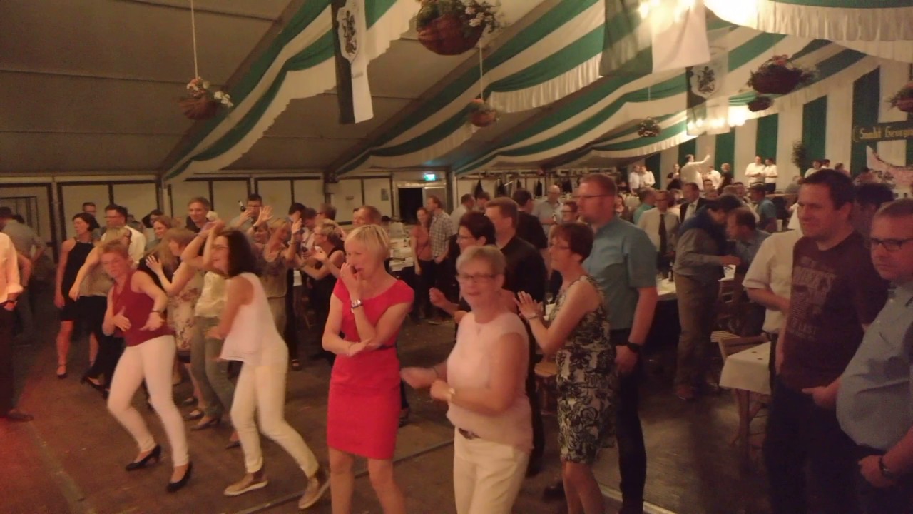 vor - zurück - vor - zurück - Der Klassiker im Festzelt - 05.06.2017 (13)