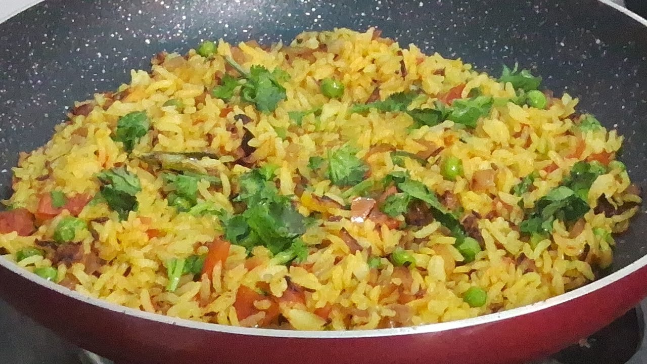 5 मिनट मे बचे हुए चावल से बनाये टेस्टी रेसपि delicious rice Fried 🍚 Fried Rice recipe 
