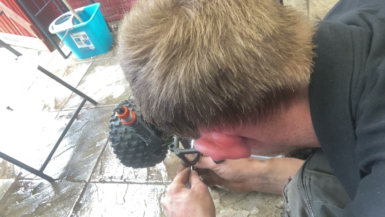 Gearbox removal from Baja 5b