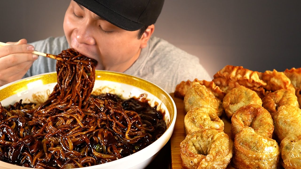 짜장면과 바삭한 튀김만두, 치즈돈까스 먹방~!! 리얼사운드. ASMR social eating Mukbang(Eating Show)