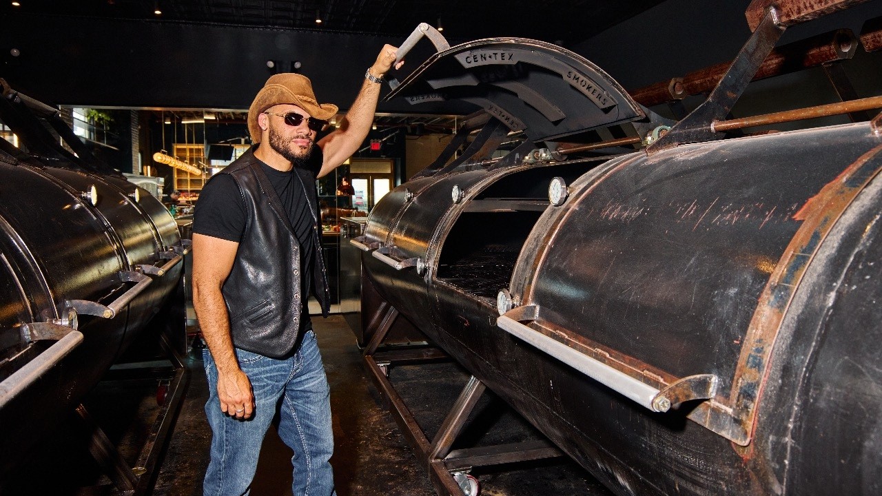 Smoke, Soul & Saz&oacute;n: How Ruben Santana Is Changing American BBQ
