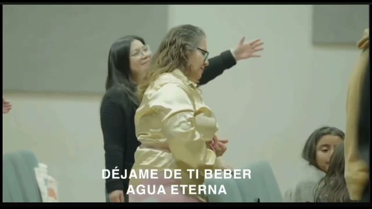Sin reservas,, A cada instante, Cristo heme Aqui Medley. Marco Barrientos.