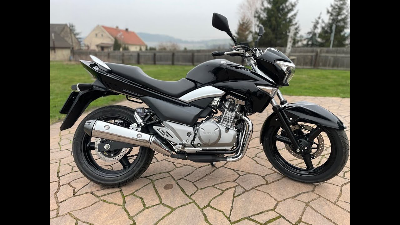 Suzuki GSX 250 Inazuma 2013