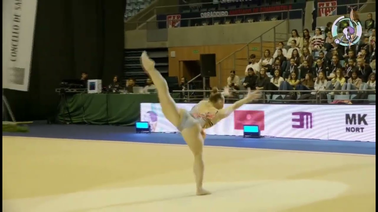 KORNIYCHUK Cristina (ESP) BALL - Viravolta Gala 2025