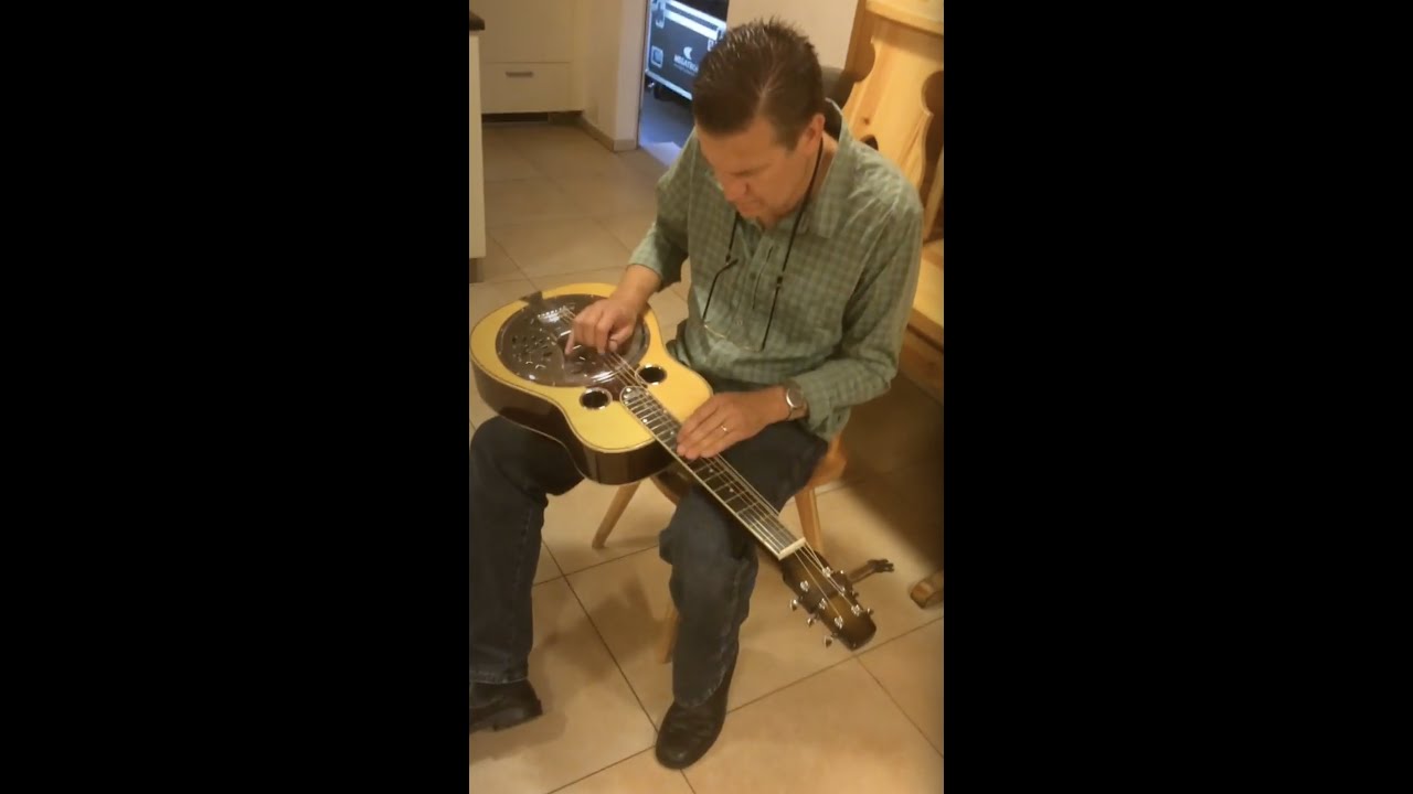 Rob Ickes testing my National-Scheerhorn Rob Ickes Model