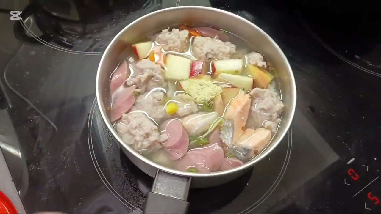 Chicken Salmon Spicy Sour Soup 🍲