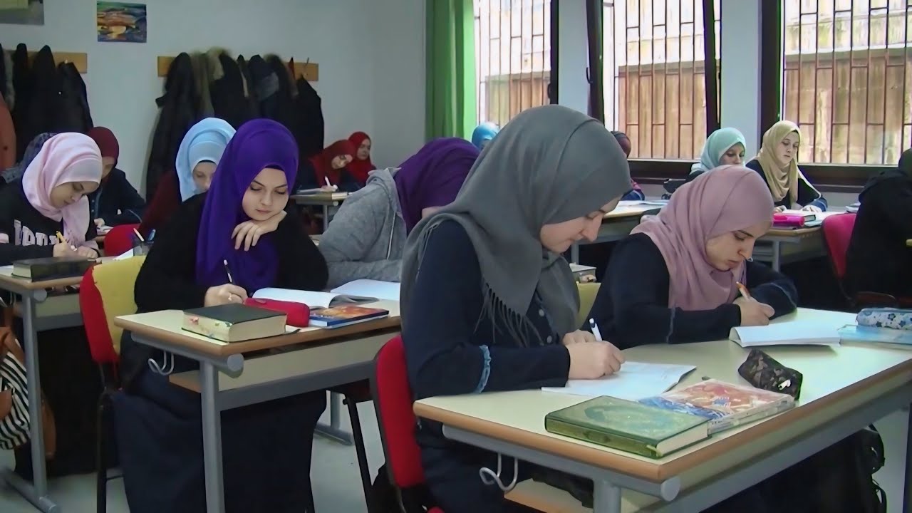 Islamic School in Bosna (Elči Ibrahim-pašina medresa)