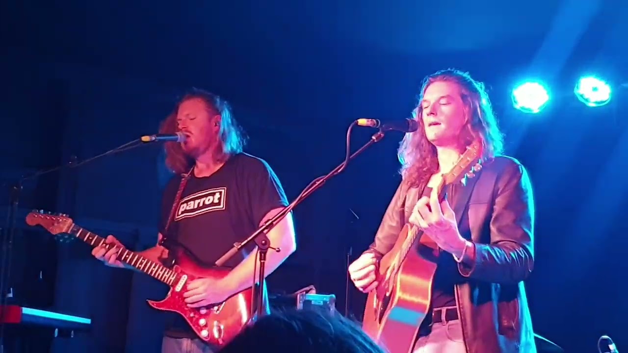 Millionaires - THE VANNS live at the worker's club in Melbourne (01/08/2025)