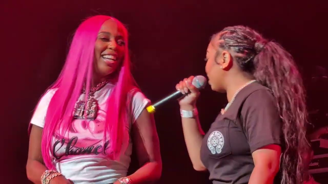 KASH DOLL SEES JAZMINE RENAE from BADDIES in the crowd, MAKES HER COME ON STAGE TO PERFORM Detroit