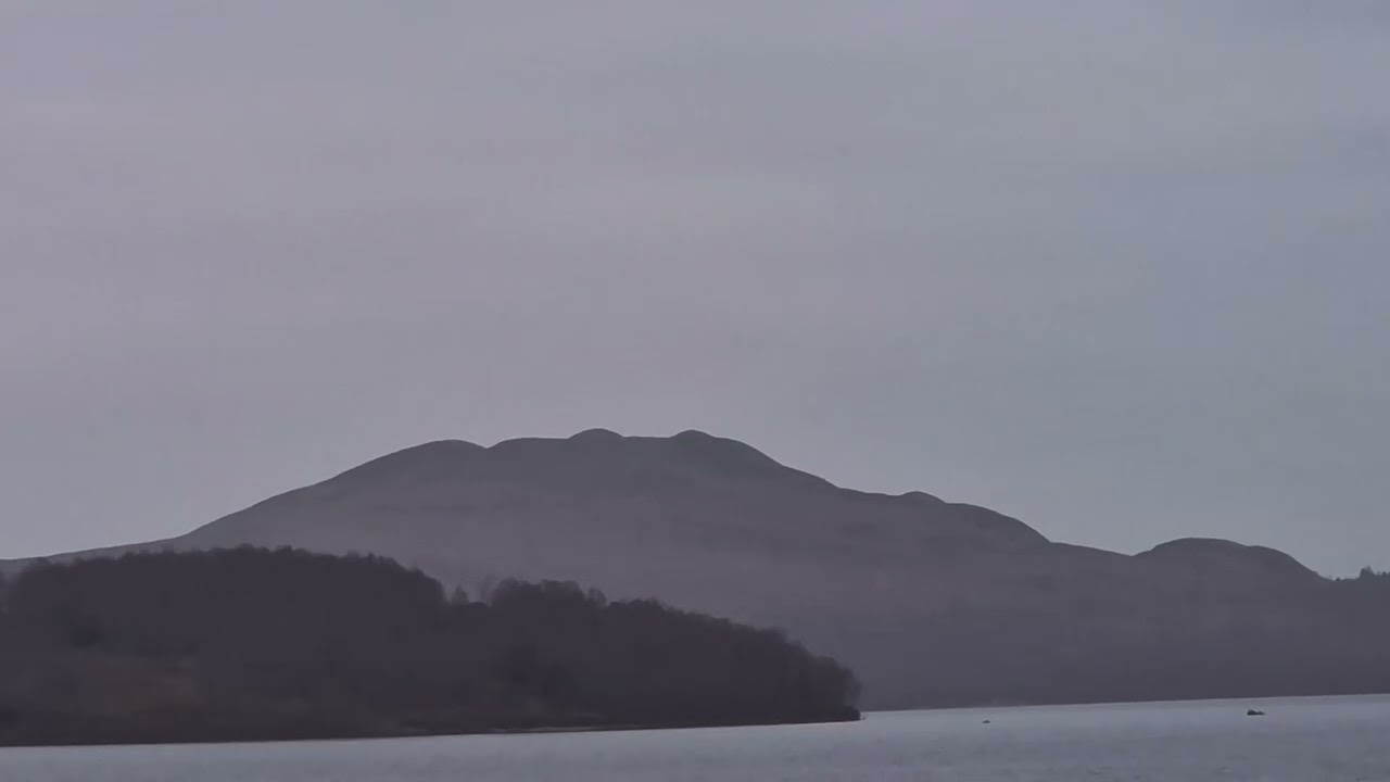 Loch Lomond is Scotland's largest freshwater 💧🌏