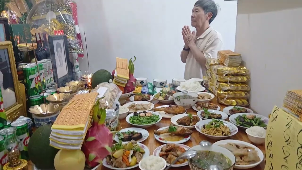 Nghi thức Rước ông bà tại Huế 