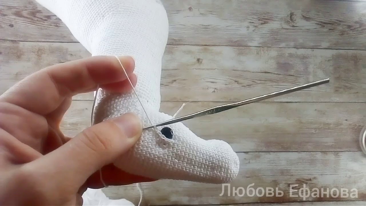 Вязанный  конь. Оформление глаз. Вязанные веки.