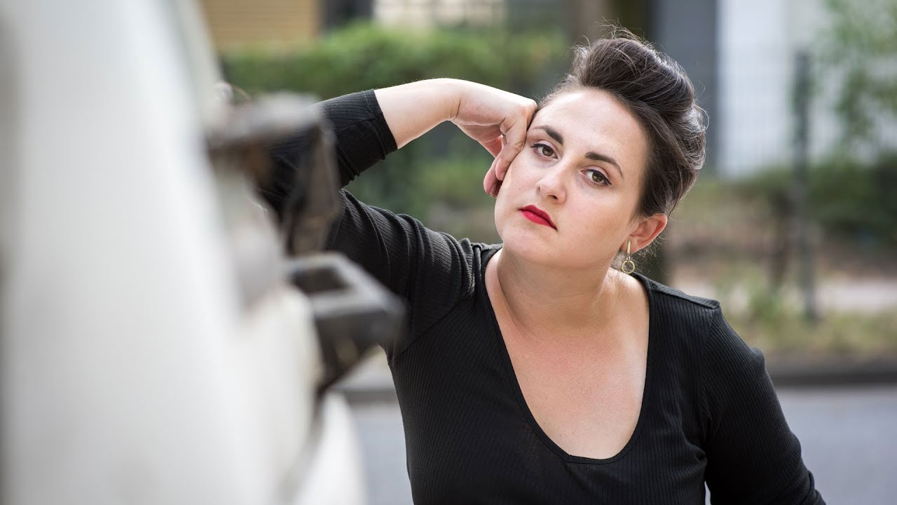 Poetikdozentur 2021/2022: Online-Vorlesung mit Nino Haratischwili