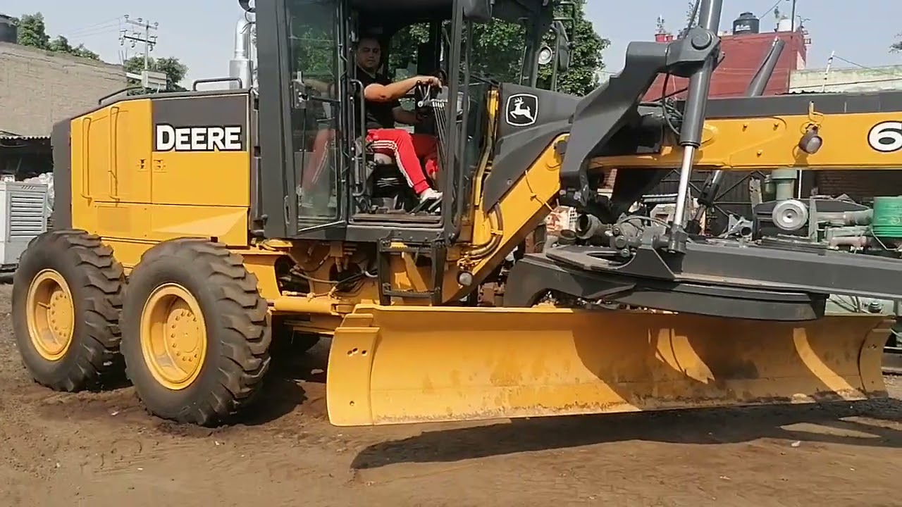 motoniveladora 670G John Deere