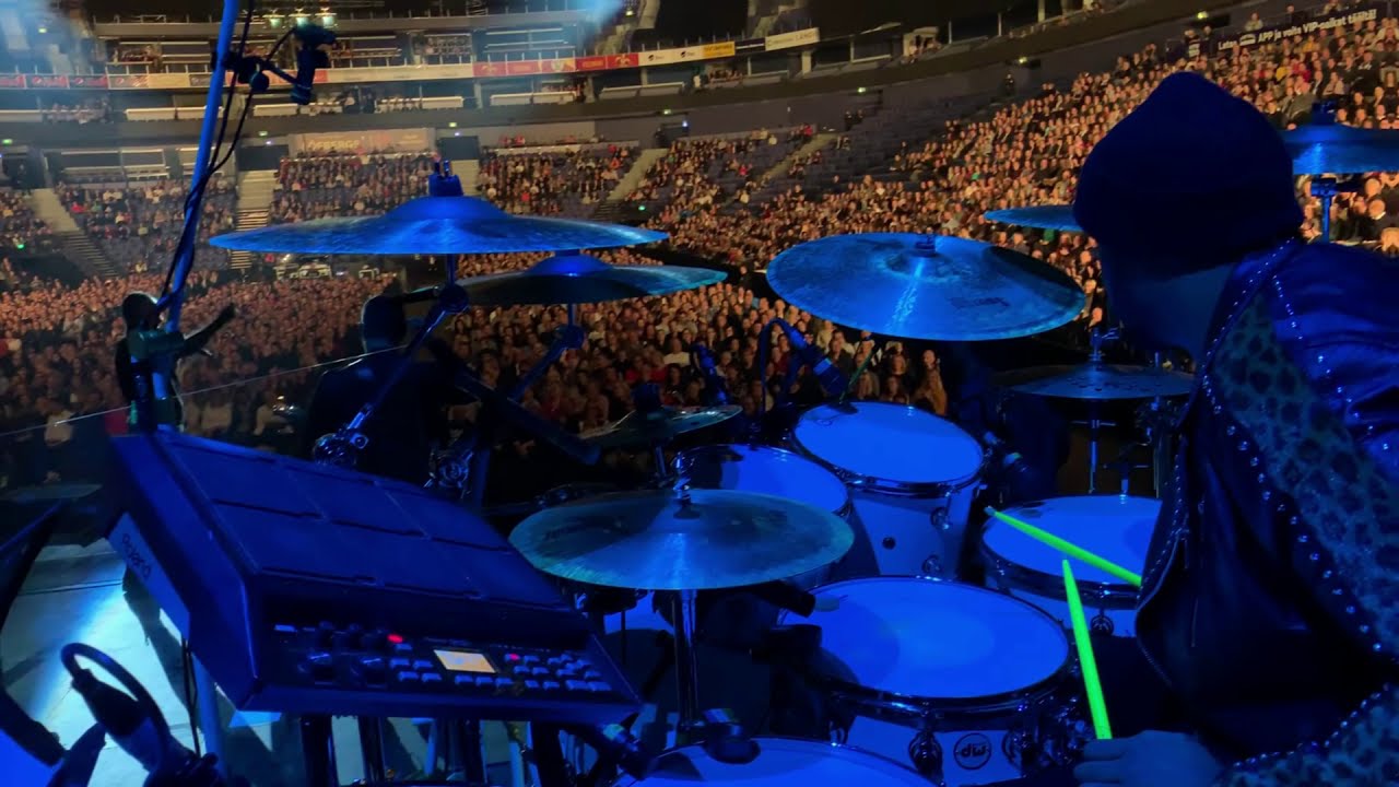 ✅ Eric moore QUE GROOVE!!! #GROOVE #ERICMOORE #EROSRAMAZZOTTI