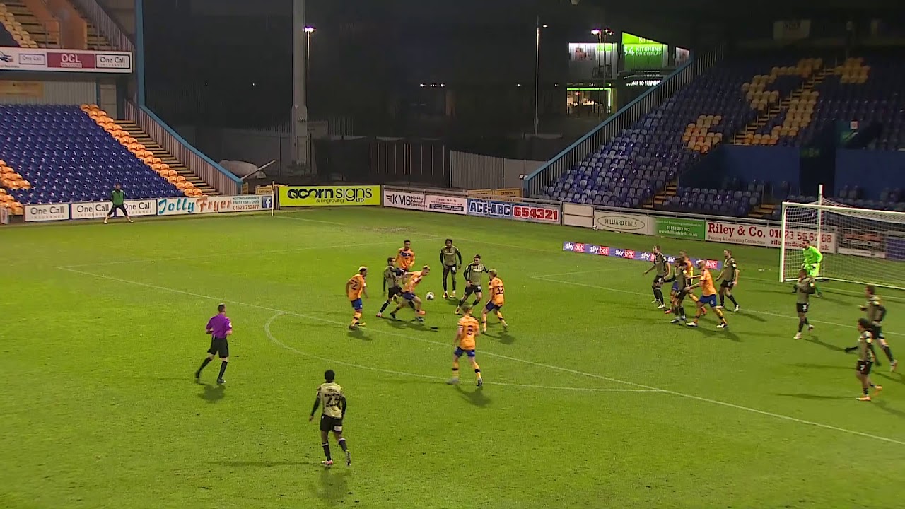Mansfield Town v Colchester United highlights