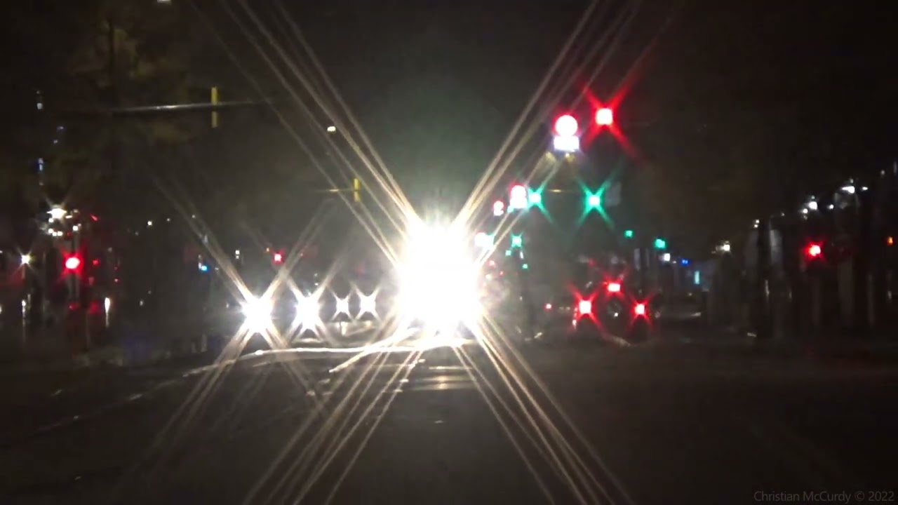 BNSF 676 Santa Fe Warbonnet leads the DENLAU thru Fort Collins - Mint RS3L!