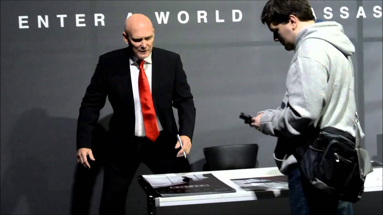 David Bateson the voice of Agent 47 meeting fans EGX Hitman Booth 2015