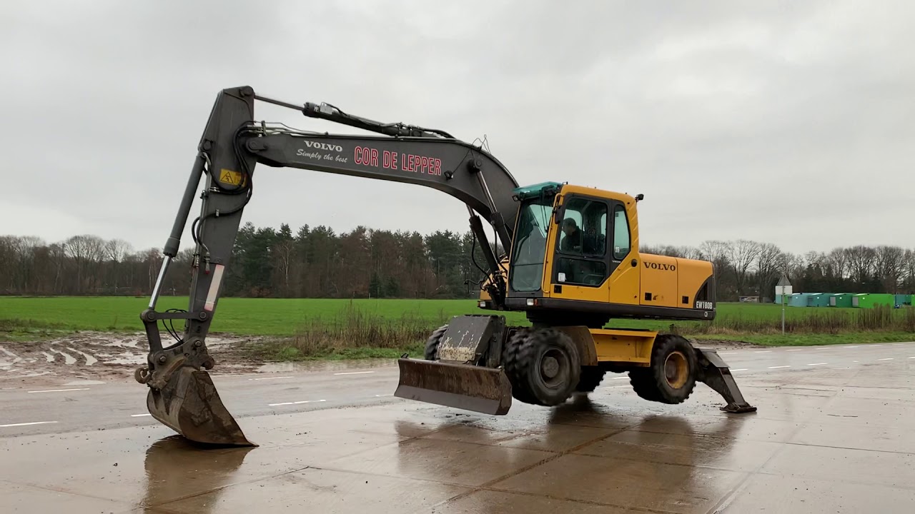 Testing mobile excavator: Volvo EW180B, year 2006 (Refnr. BM3713) - dutch machine