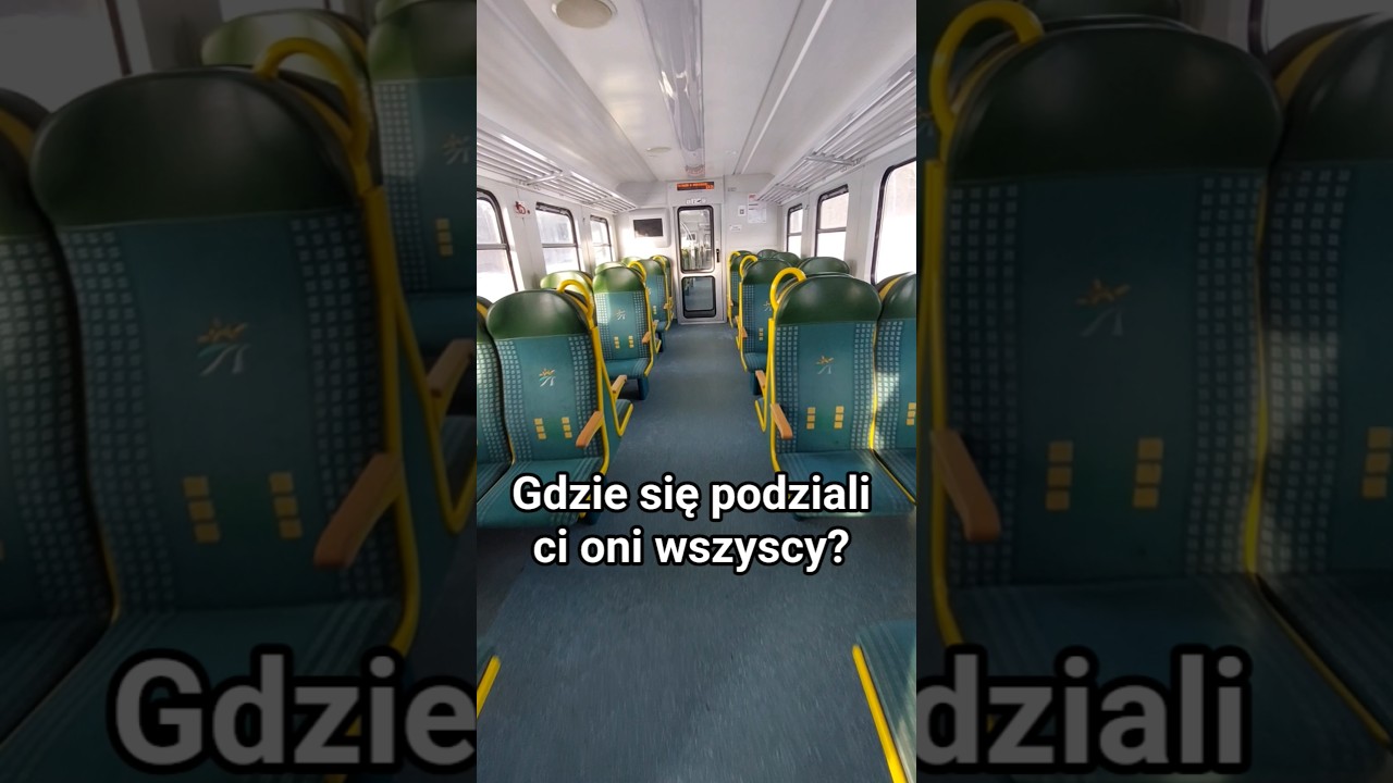 Pasażerowie dostali cynk że wsiadam i uciekli 🤷. 