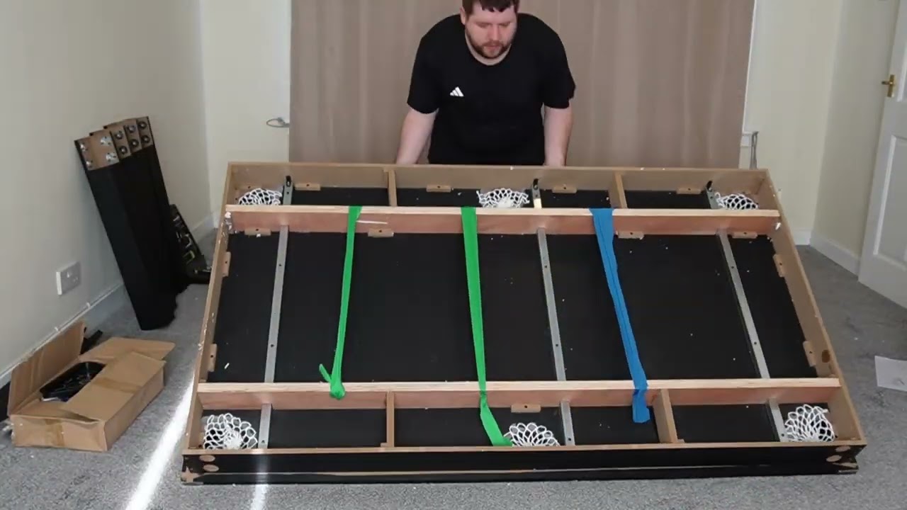 Time-Lapse Assembling the Pureline 6ft Dining Table
