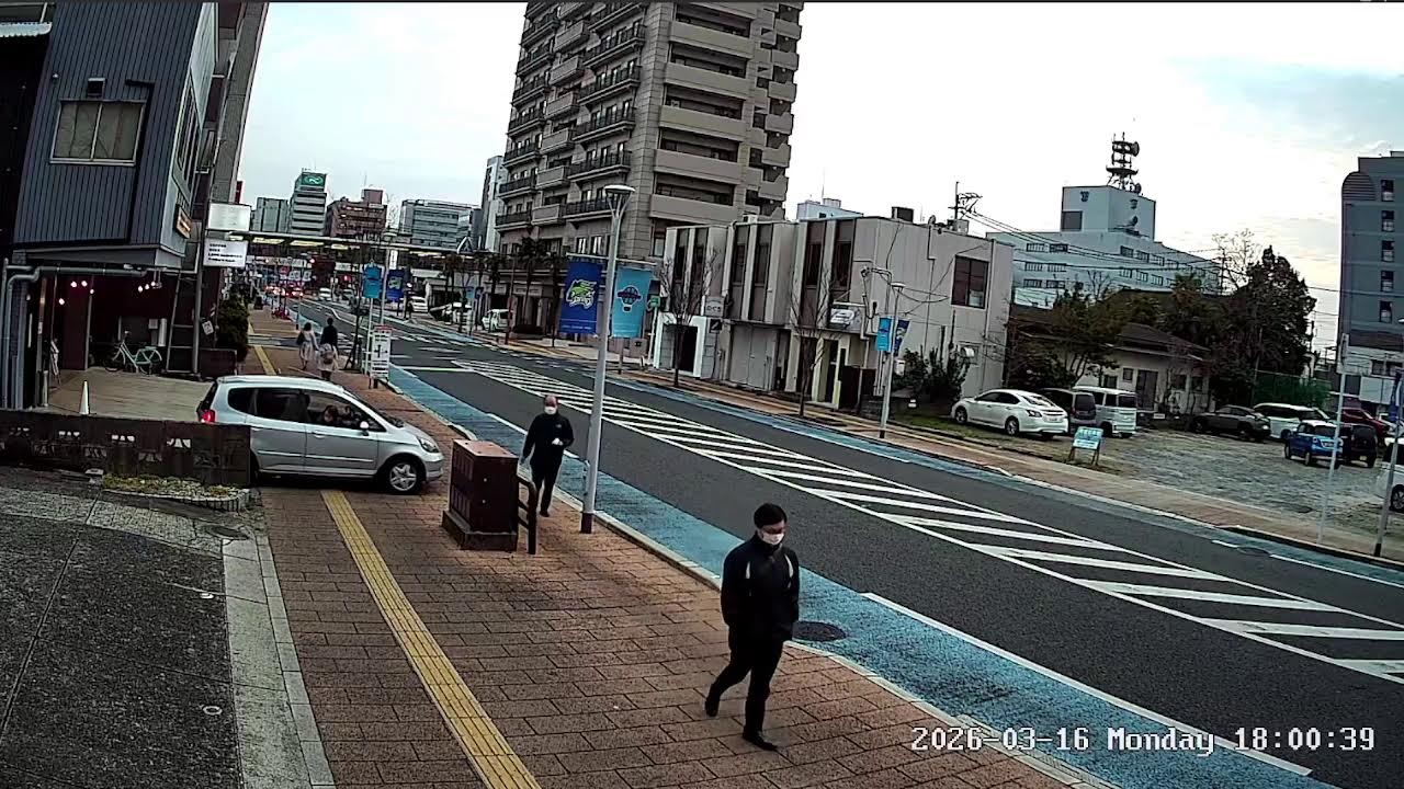 佐賀県佐賀市JR佐賀駅北口通りライブカメラ Saga Sagashi Live camera.world.cam