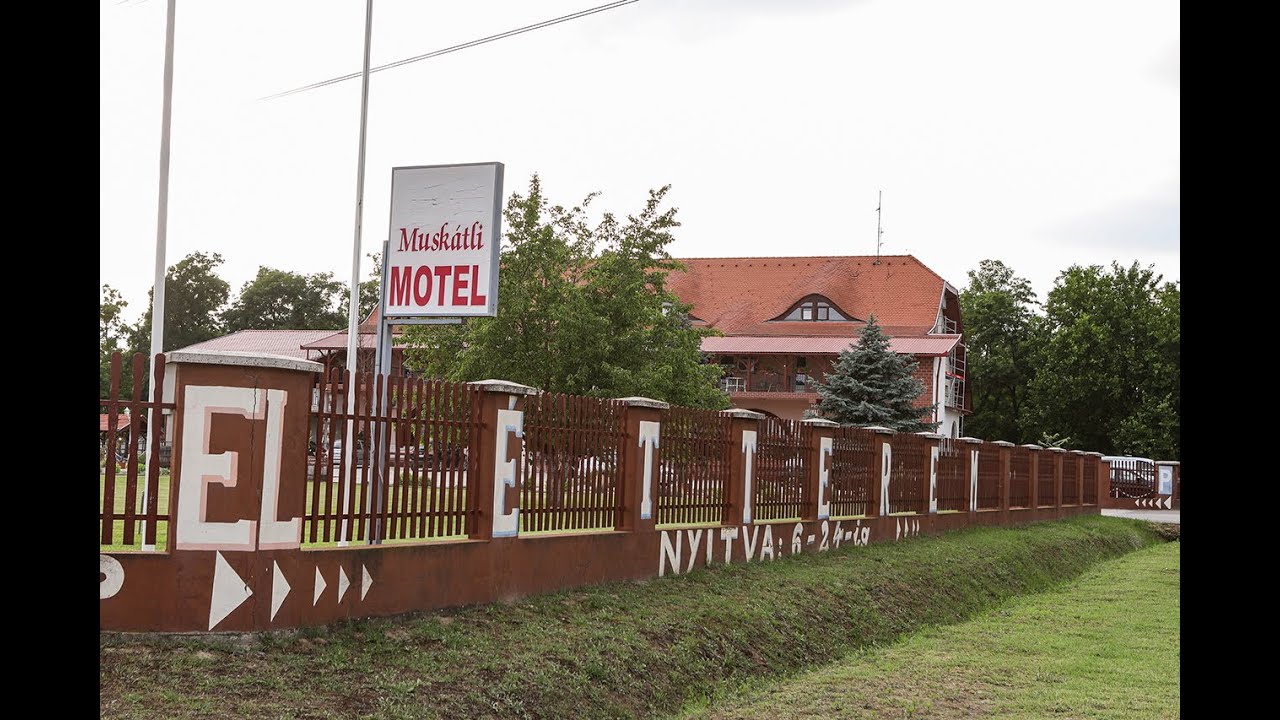 Muskátli Motel 2023