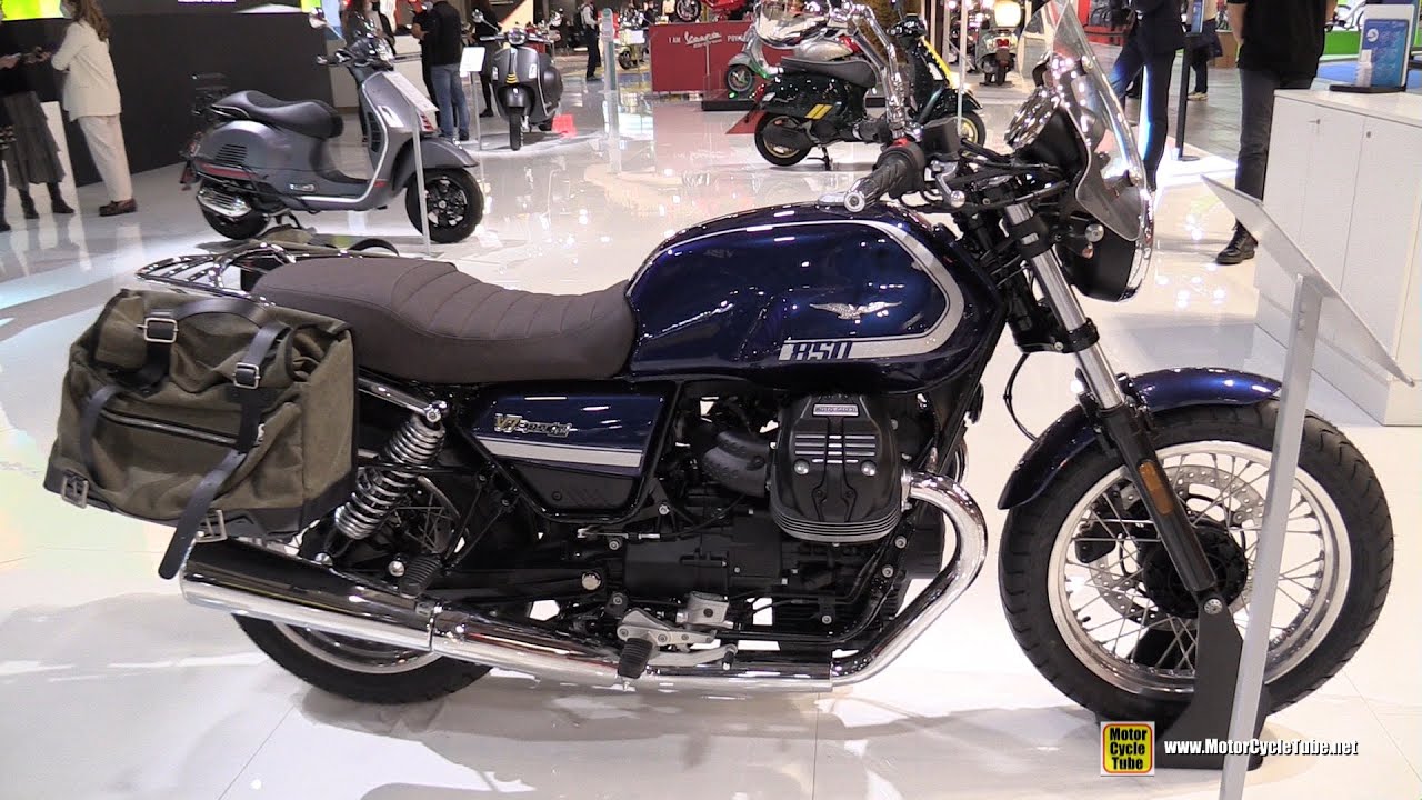 2022 Moto Guzzi V7 Special 850 - Walkaround - 2021 EICMA Milan