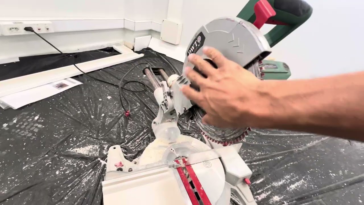 Como cortar rodapé de MDF e POLIETILENO 