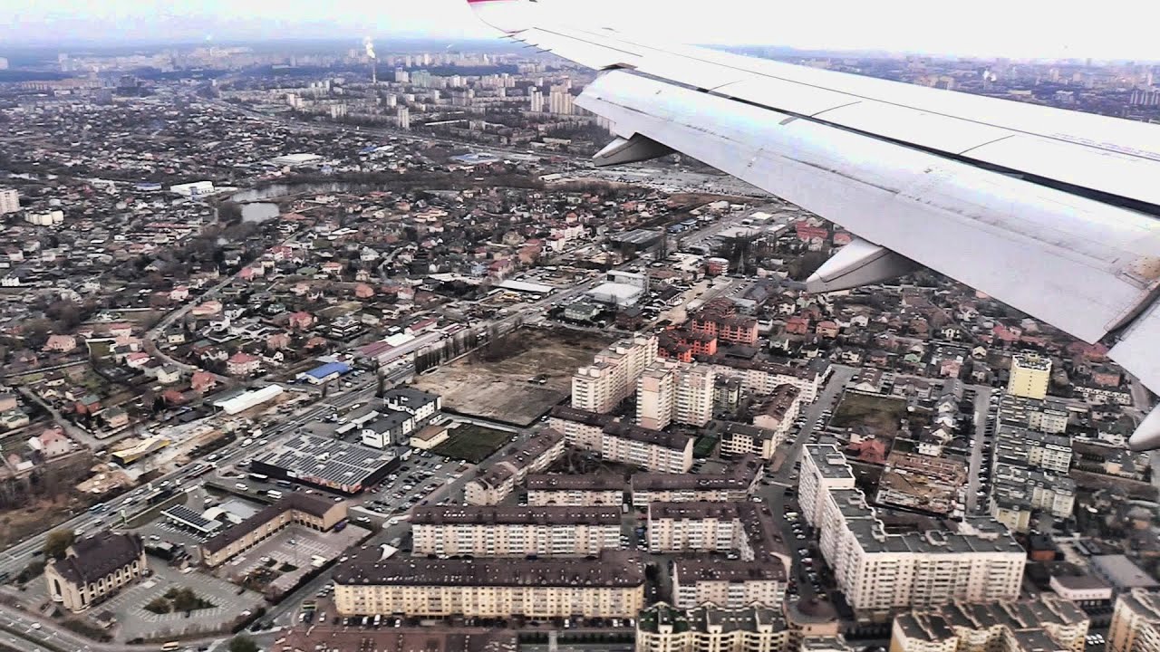 Wizzair A320 Landing Kyiv Zhuliany Airport
