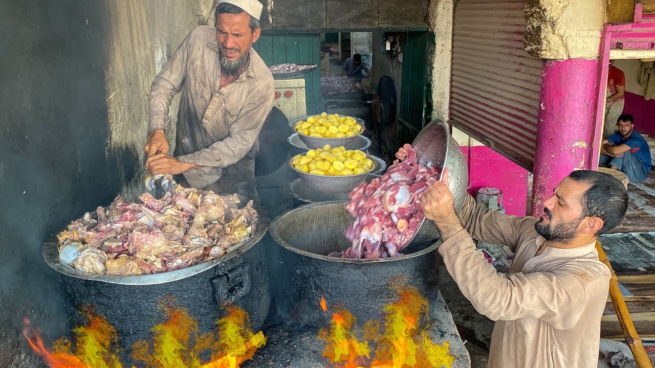 500 KG Giant Size Beef Rosh Making | HUGE Street Food Peshawari Dum Pukht Recipe | Afghanistan Food
