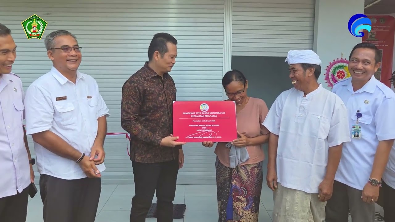 Bupati Jembrana Resmikan Program Bedah Warung di Desa Pulukan